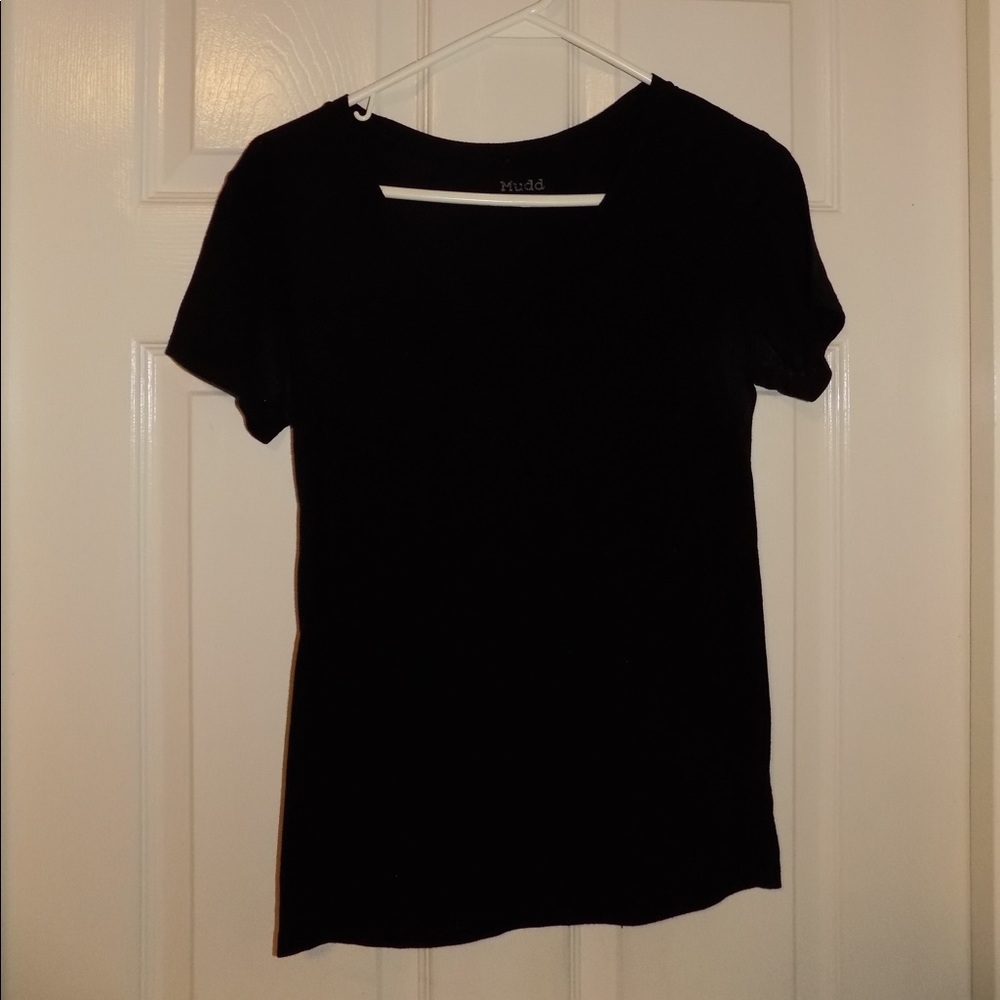 Black Short Sleeve V-Neck